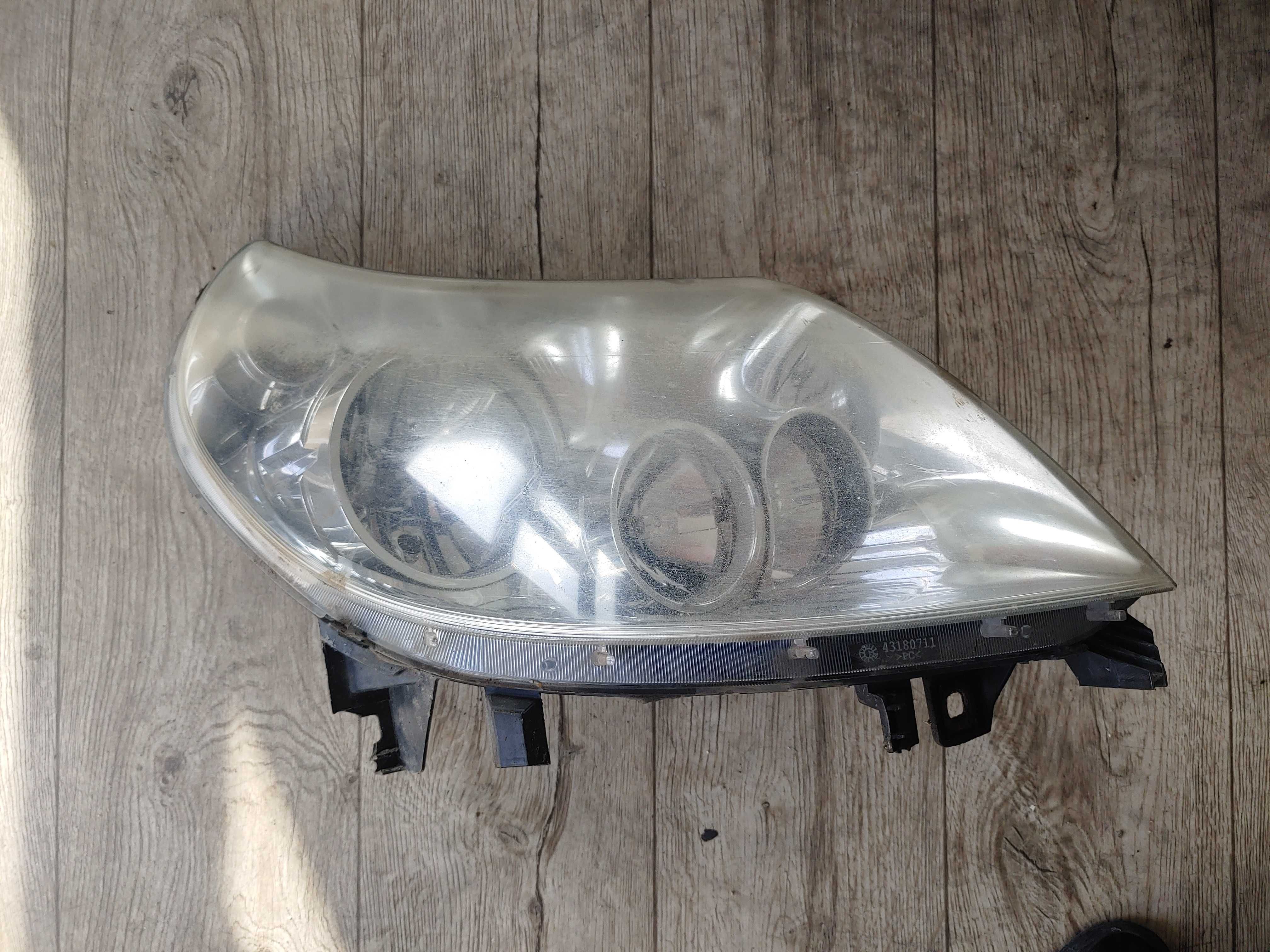 Lampa przednia PRAWA Fiat Ducato Boxer Jumper 2006--