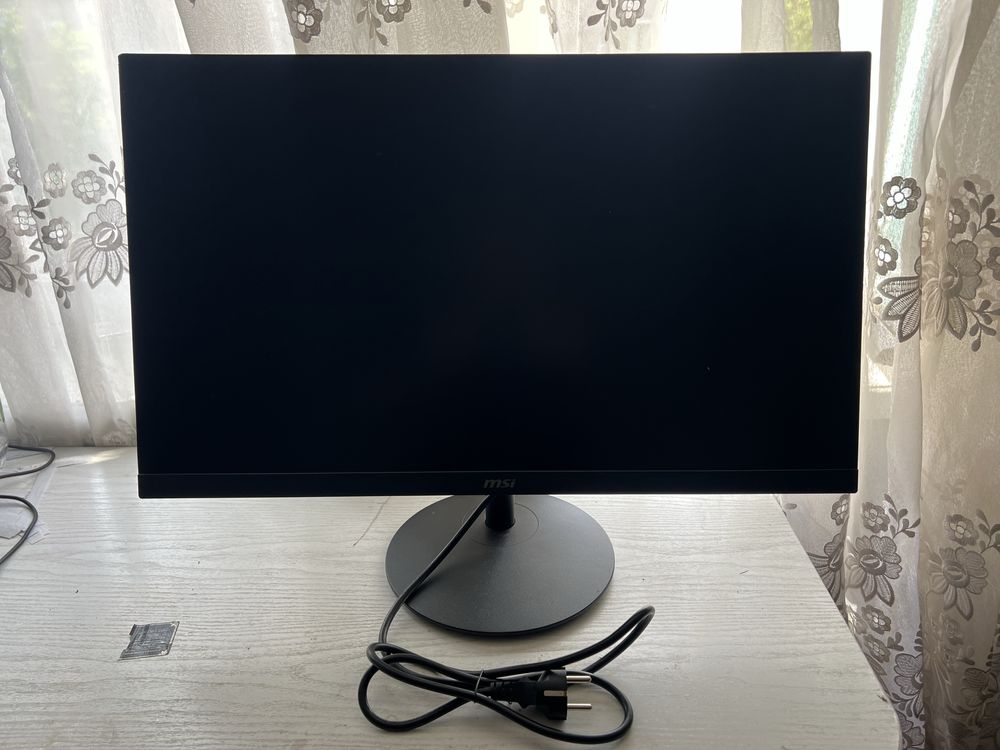 Игровой монитор MSI MP271 идеальное состояние