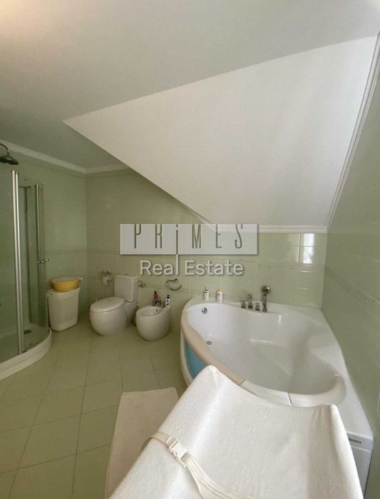 Оренда стильного та сучасного 2-поверхового будинку в Іванковичах