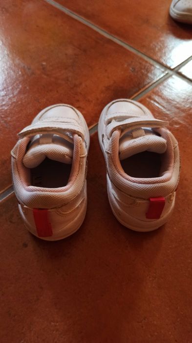 Tennis Nike como novos