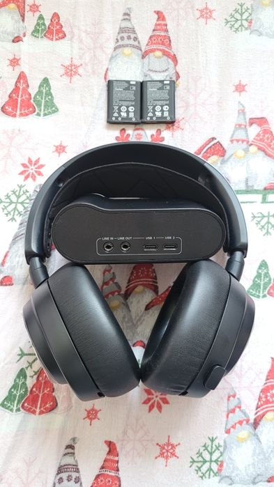 SteelSeries Arctis Nova Pro Wireless Bezprzewodowe Słuchawki