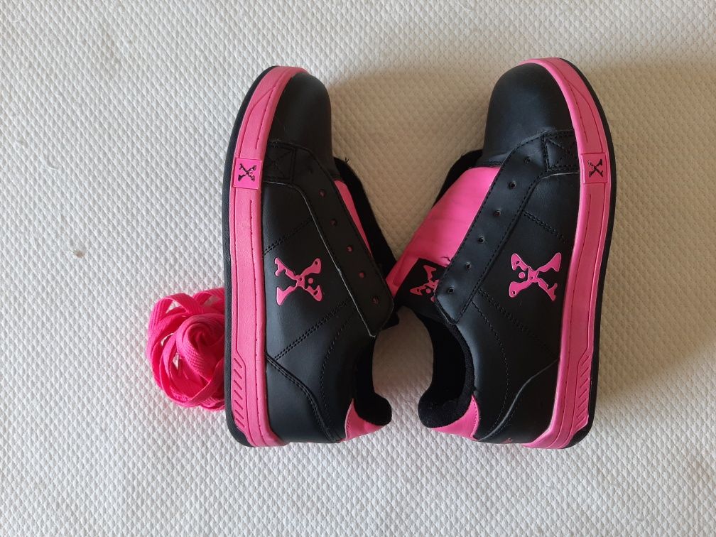 Ténis com rodas Sidewalk Sport rosa e preto