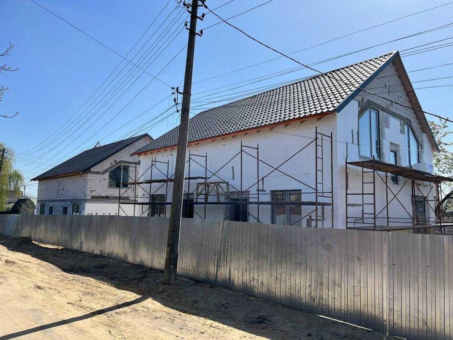Продаж готових дуплексів в Бучі поблизу школи та Жд
