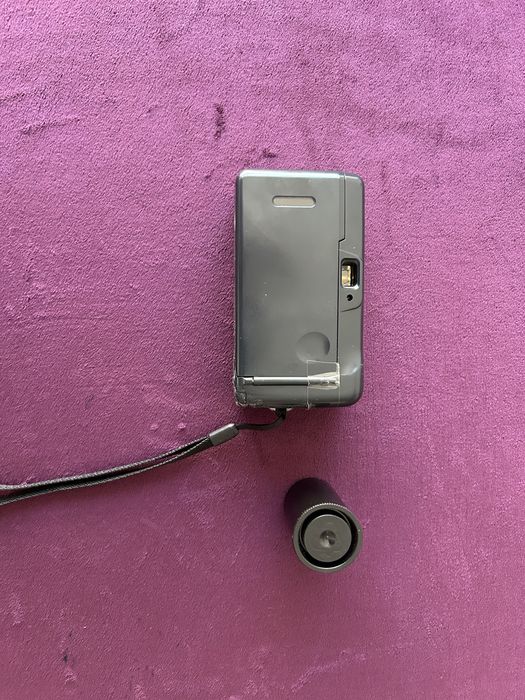 Maquina fotografica Nikon EF300 29mm