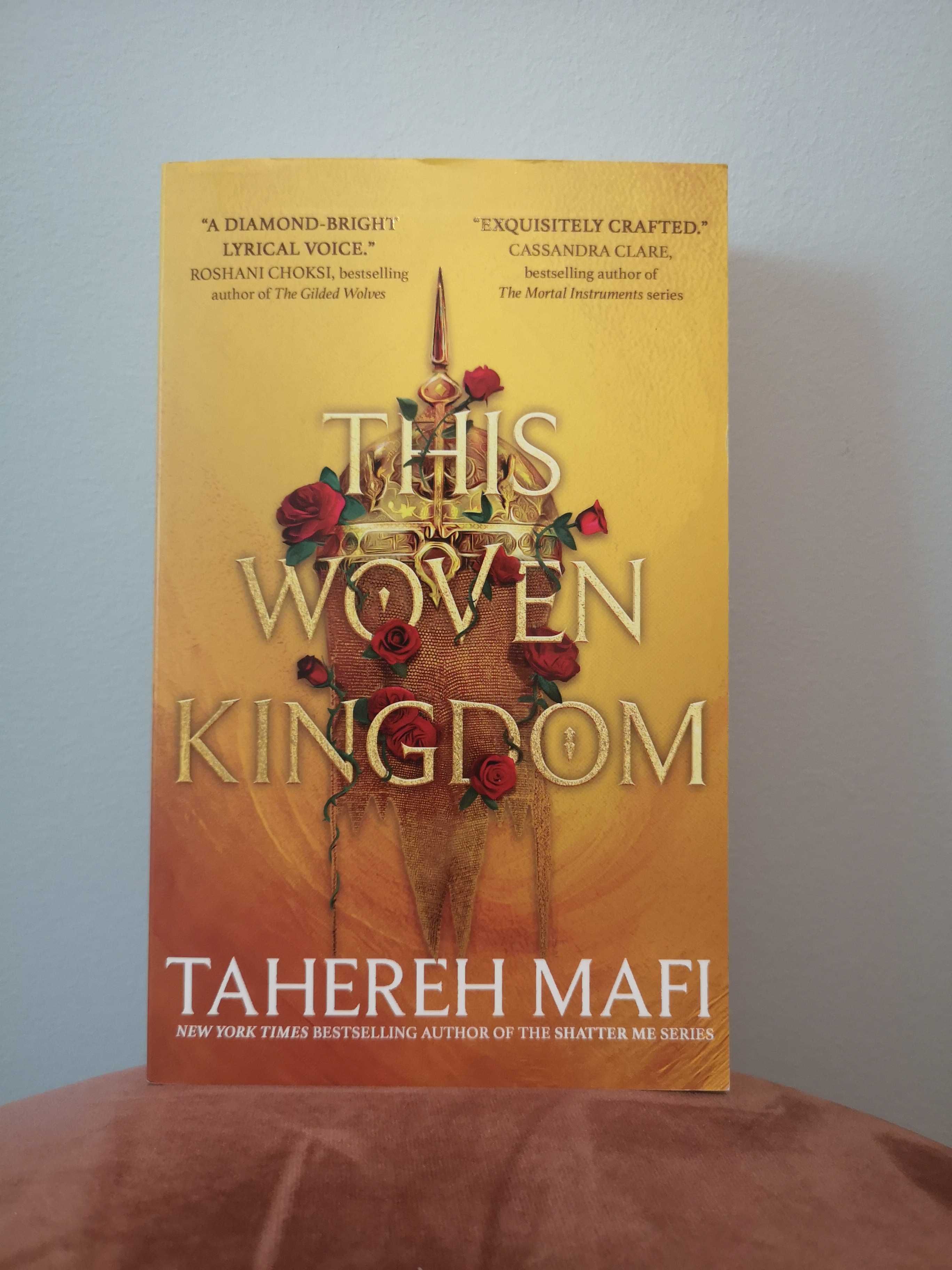 *NOVA REDUÇÃO* This Woven Kingdom - Tahereh Mafi 6.5€ PORTES INCLUÍDOS