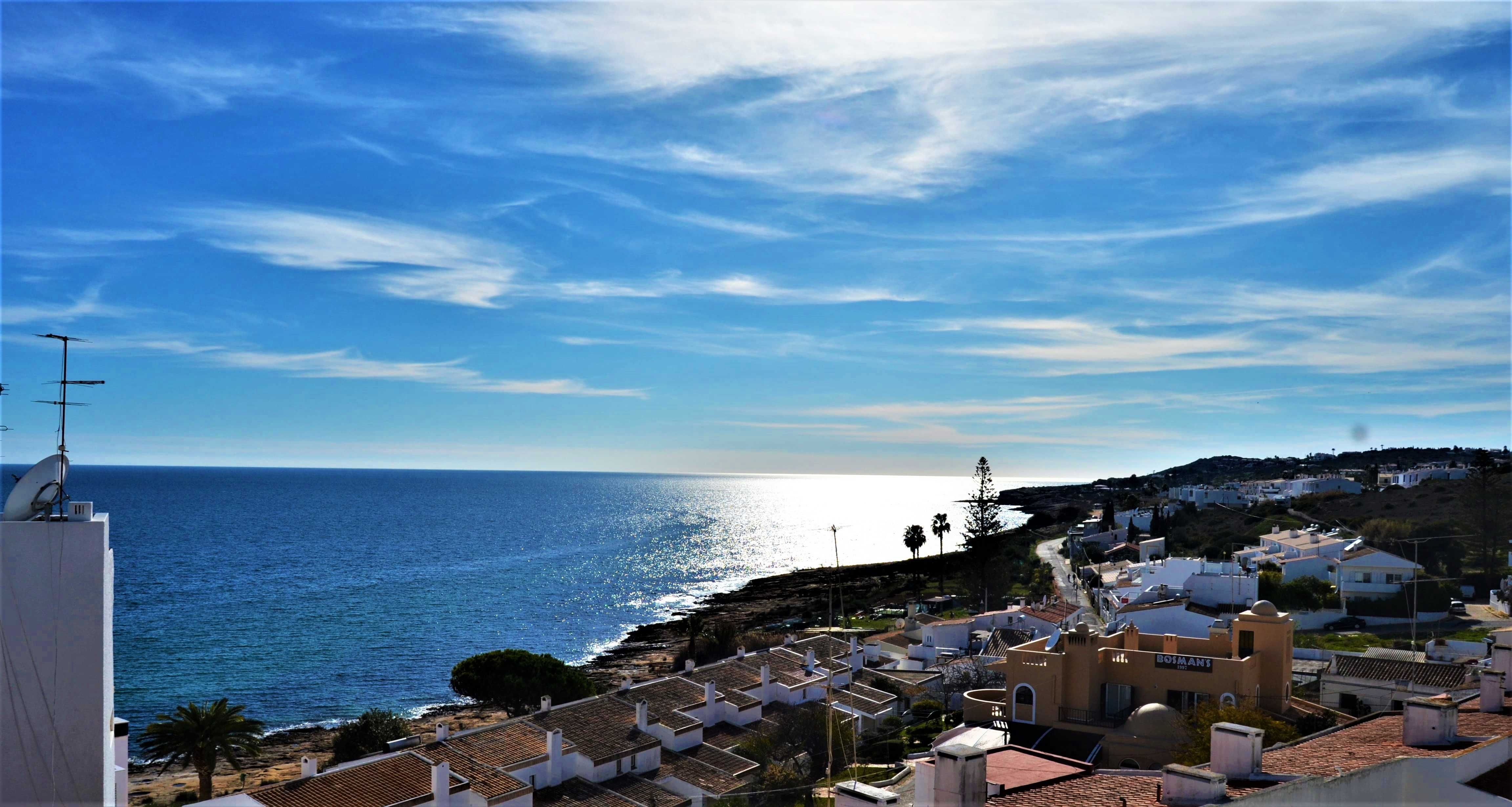 FÉRIAS 2024 PRAIA da LUZ - T2, Vista Mar a 2 min da Praia