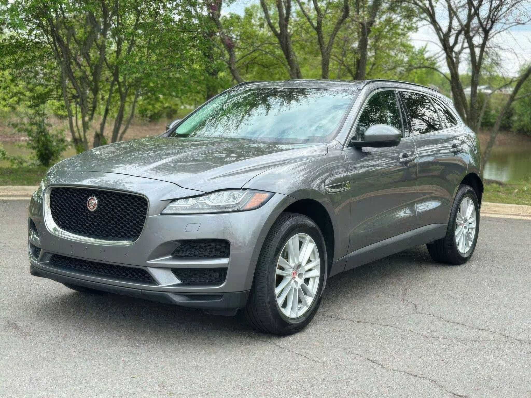 2018 Jaguar F-PACE 30t Prestige