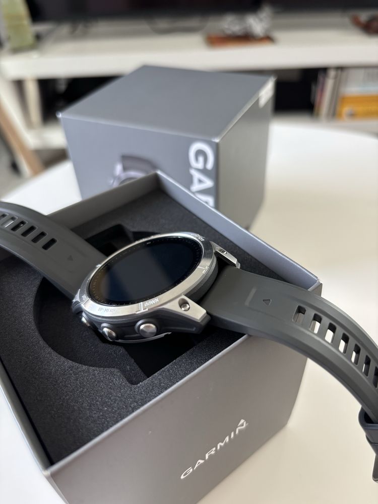 Garmin Fenix 7 GPS 47mm smartwatch