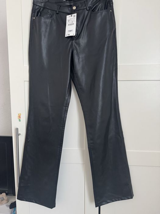 Штани кожзам Zara р. 40
