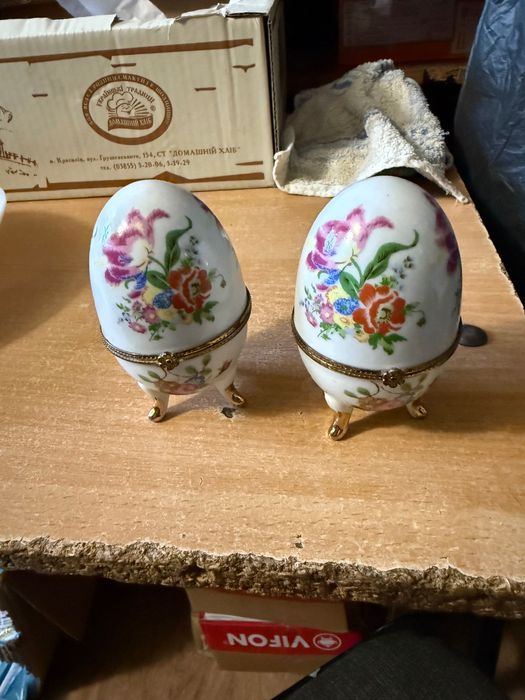 Антикваріатний порцеляновий посуд