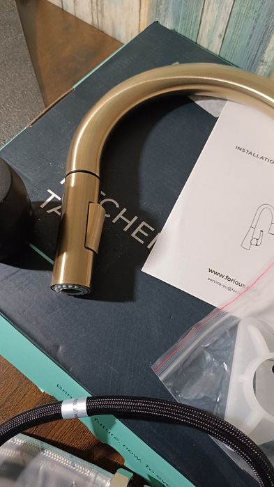 Bateria umywalkowa z wyjmowana wylewka