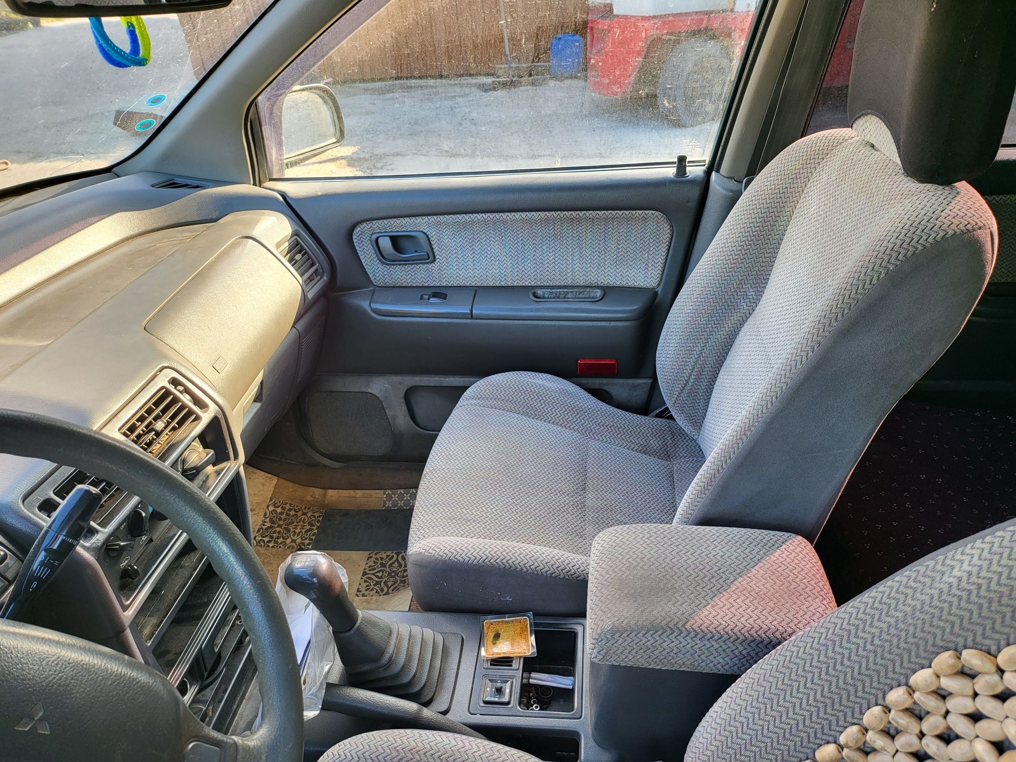 Разборка mitsubishi space wagon 1991-1997 спейс вагон запчасти