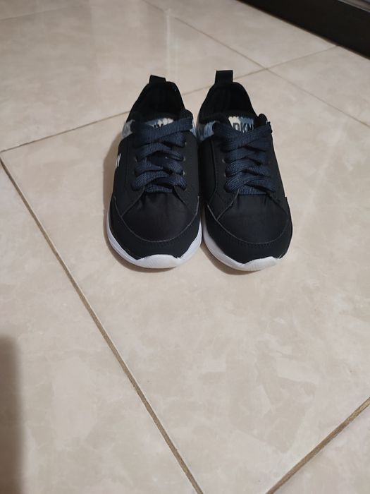 Дитячі кросівки DKNY Scenic Lace Up Sneaker.