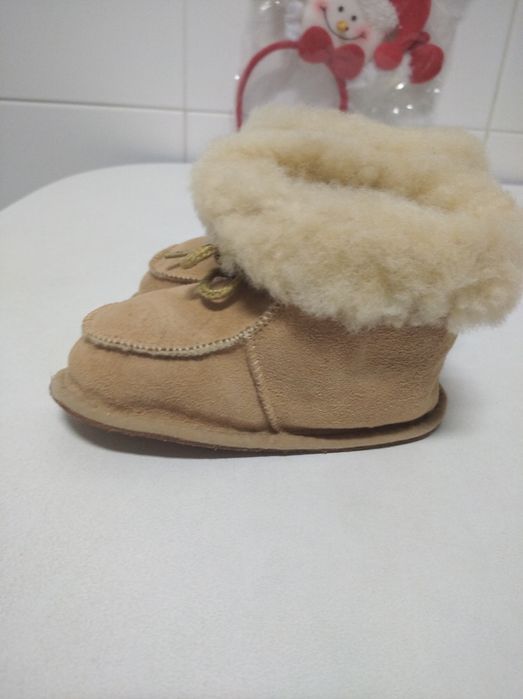 Pantufas novas tamanho 24