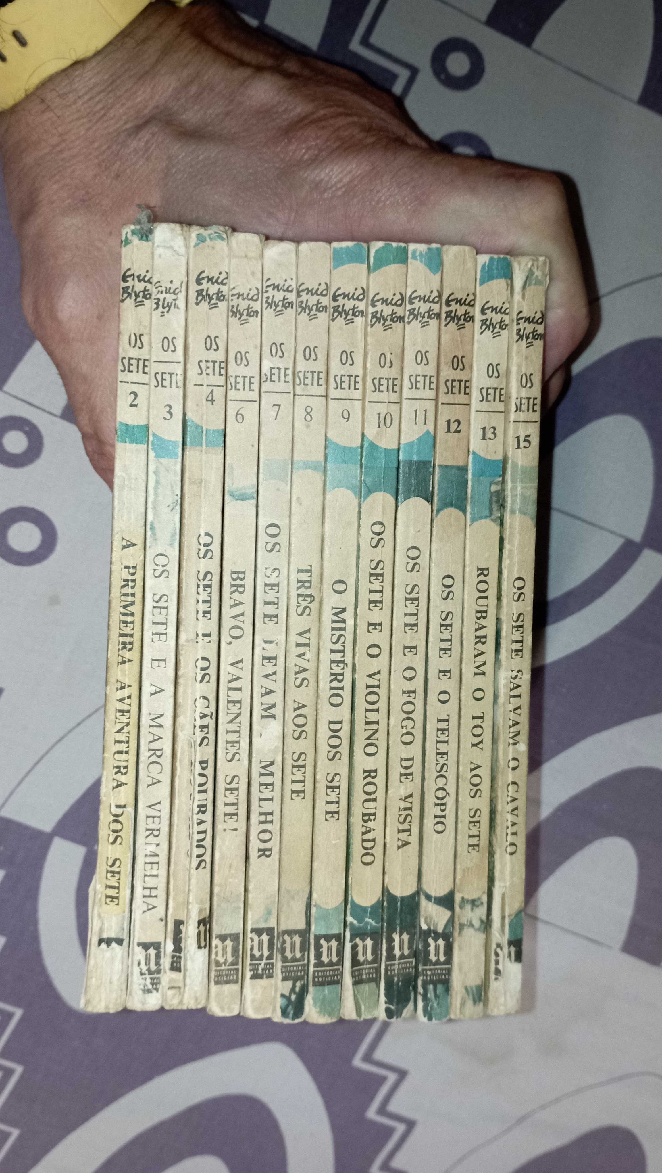 Colecção de livros vintage: Os sete
