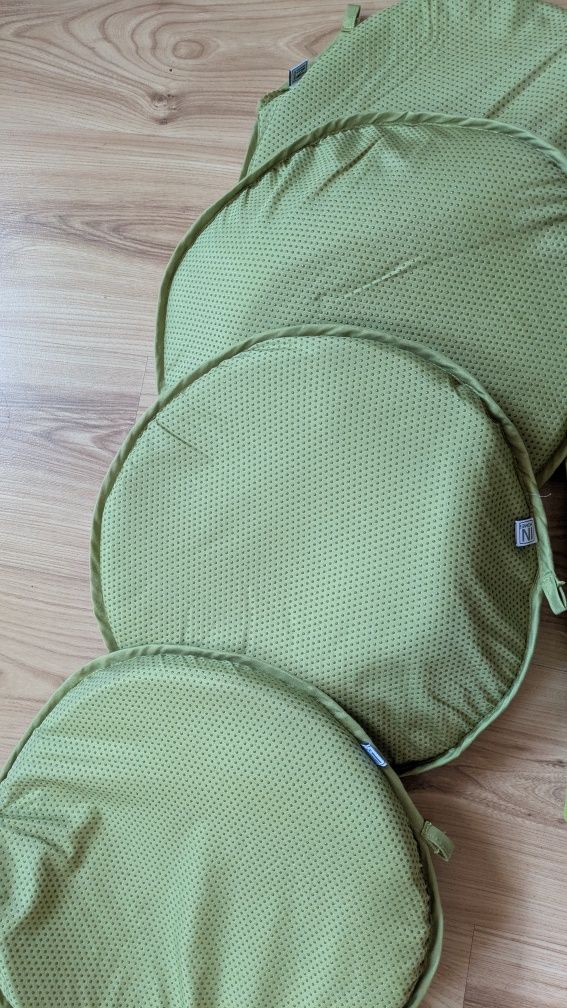 Zestaw 4 podkladki na stół z Ikea, 4 poduszki na krzesła