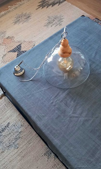 Candeeiro de teto suspenso + lâmpada a estrear