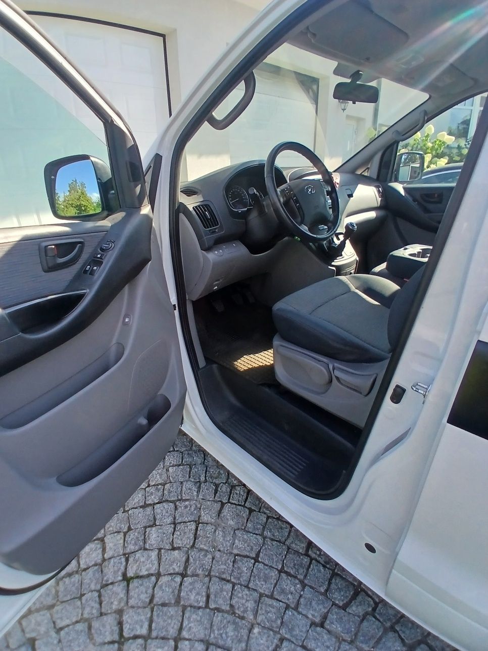 Hyundai H1 2,5 Polski Salon jedyne 40000km
