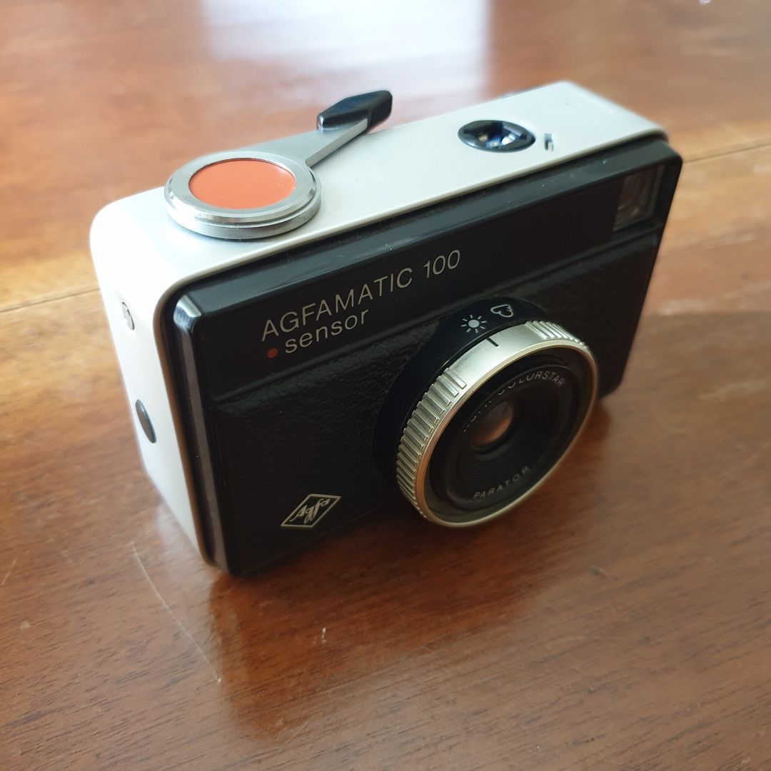 Máquina fotográfica Agfamatic 100 Sensor