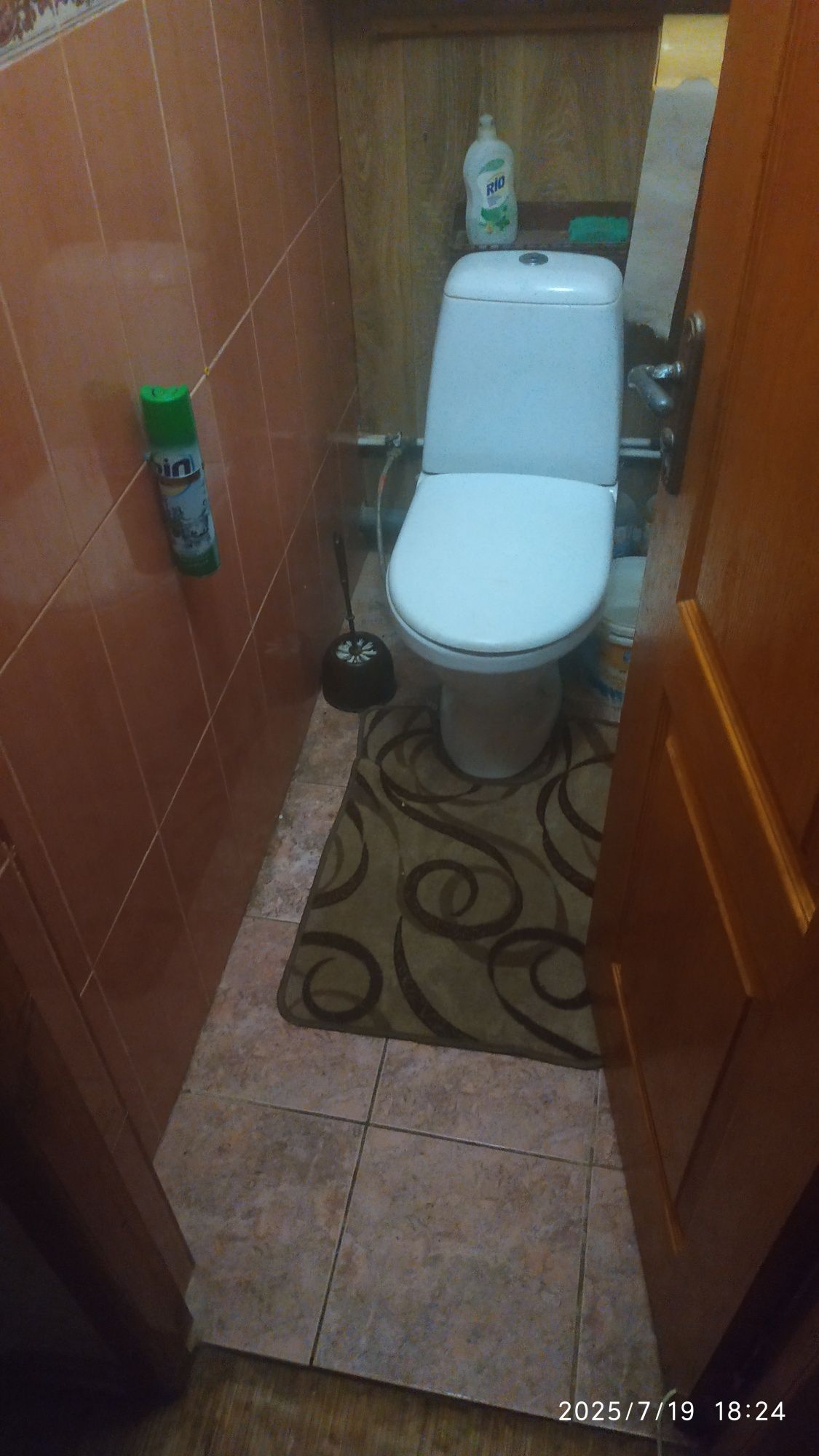 Продам 2 К кв в пгт Эсхар/Чугуевский р.н харьковская обл.