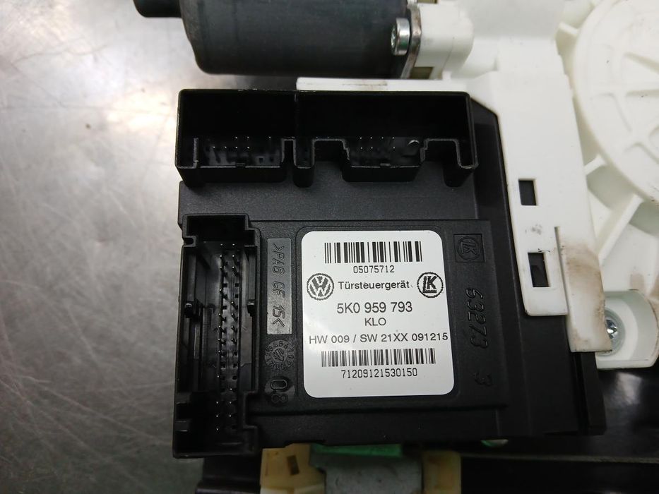 Elevador vidros frente direito VOLKSWAGEN Caddy IV (SA)