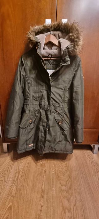 Sprzedam damską kurtkę zimową Regatta 38