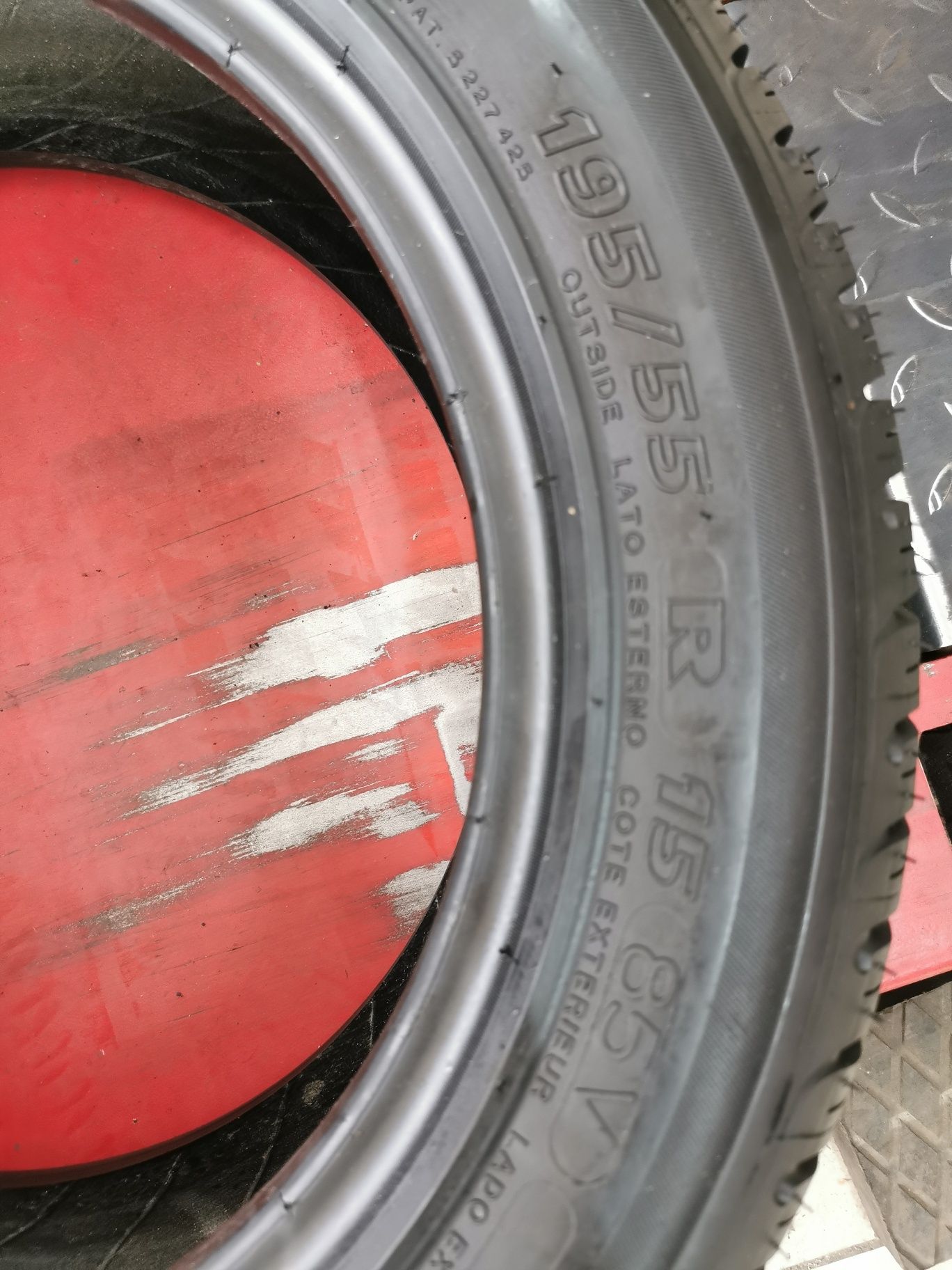 195/55r15 michelin pilot primacy