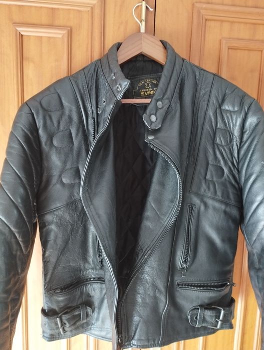 Casaco de moto em pele genuína
