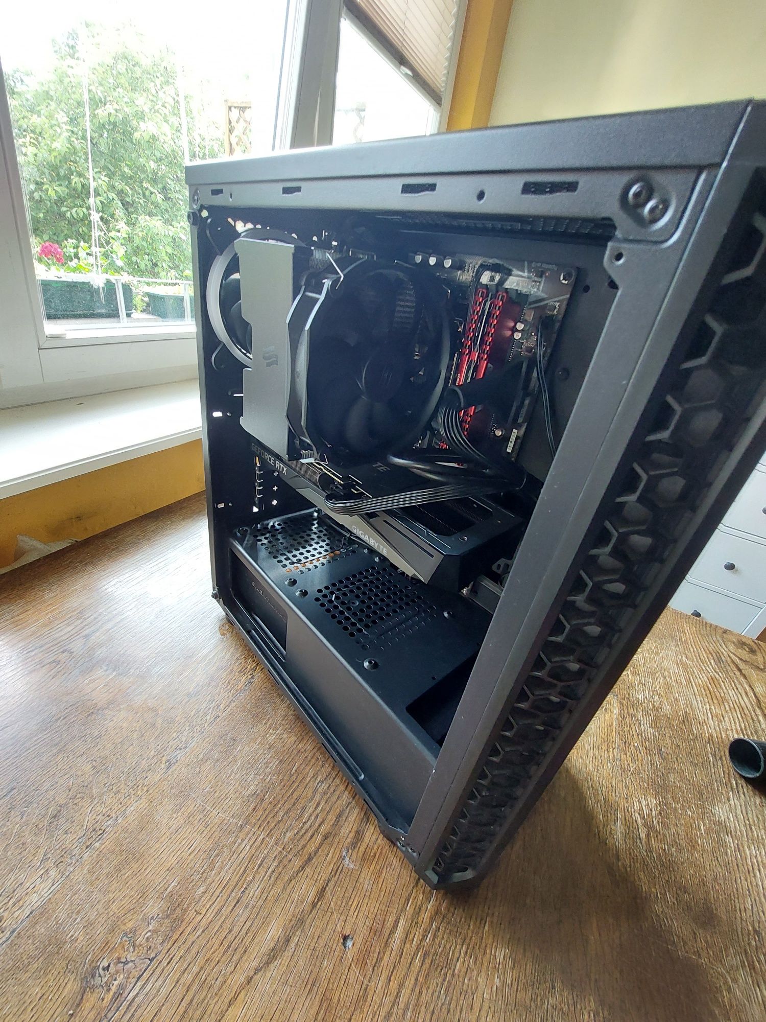 Komputer Gamingowy rtx 3060 12gb, i5-11400f, 24GB RAM, 500GB SSD,
