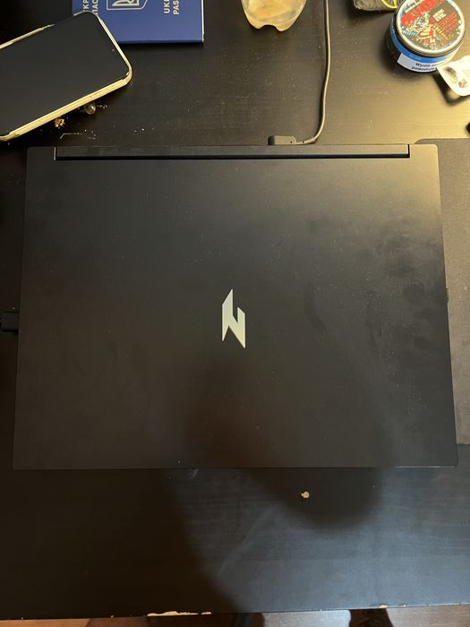 Laptop Acer Nitro V16 + mysz + sluchawki + kontroler