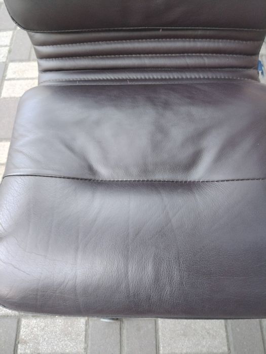 Офісне крісло Nowy Styl