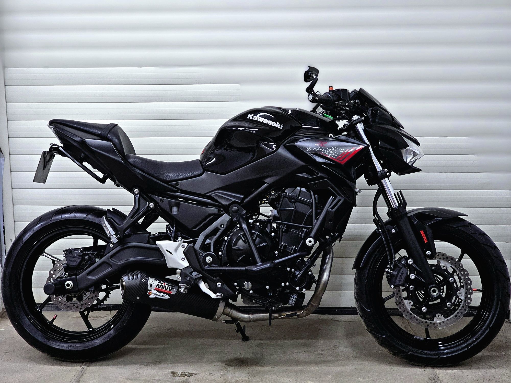 Kawasaki Z650 Black edition 2021 rok  35KW A2 Wydech MiVV dodatki