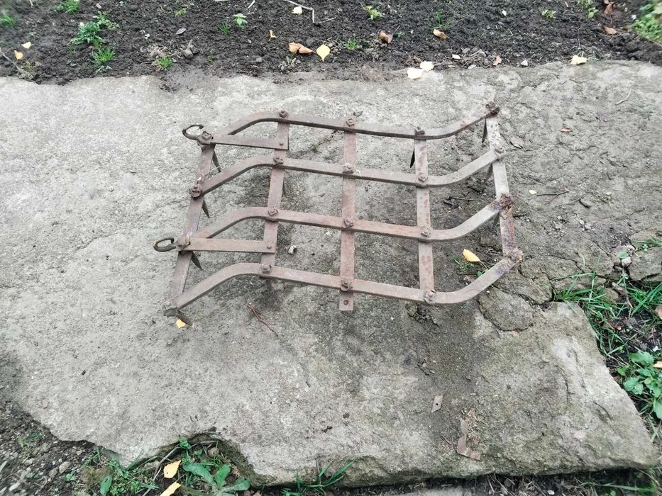 Борона тракторна