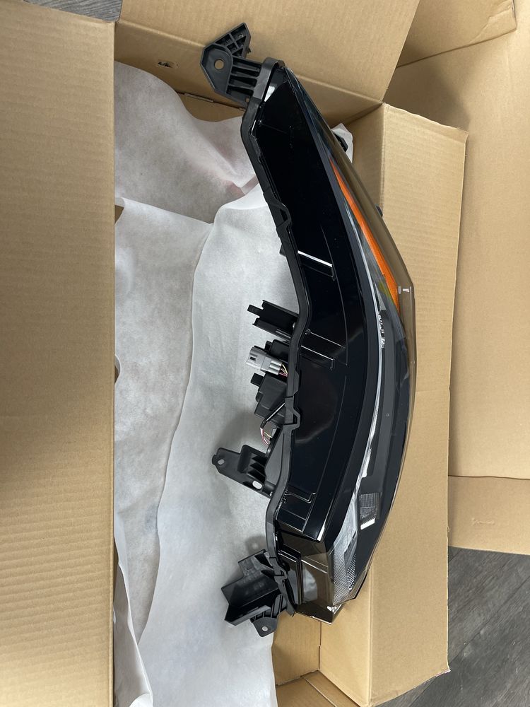 Ходовой огонь поворот  nissan rogue t33 фара