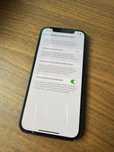 iPhone 12, bateria 87%