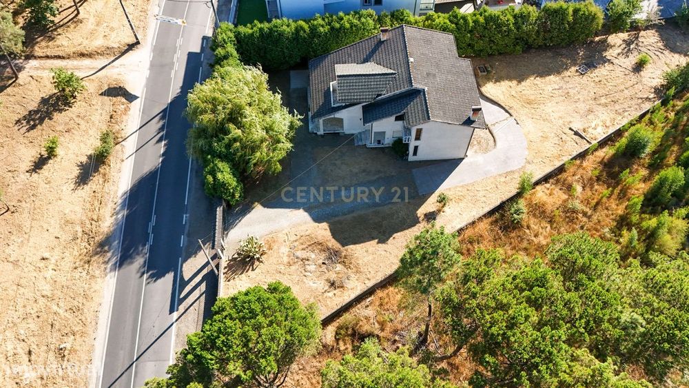 Moradia Isolada T5 em Silgueiros  - Oportunidade Única!