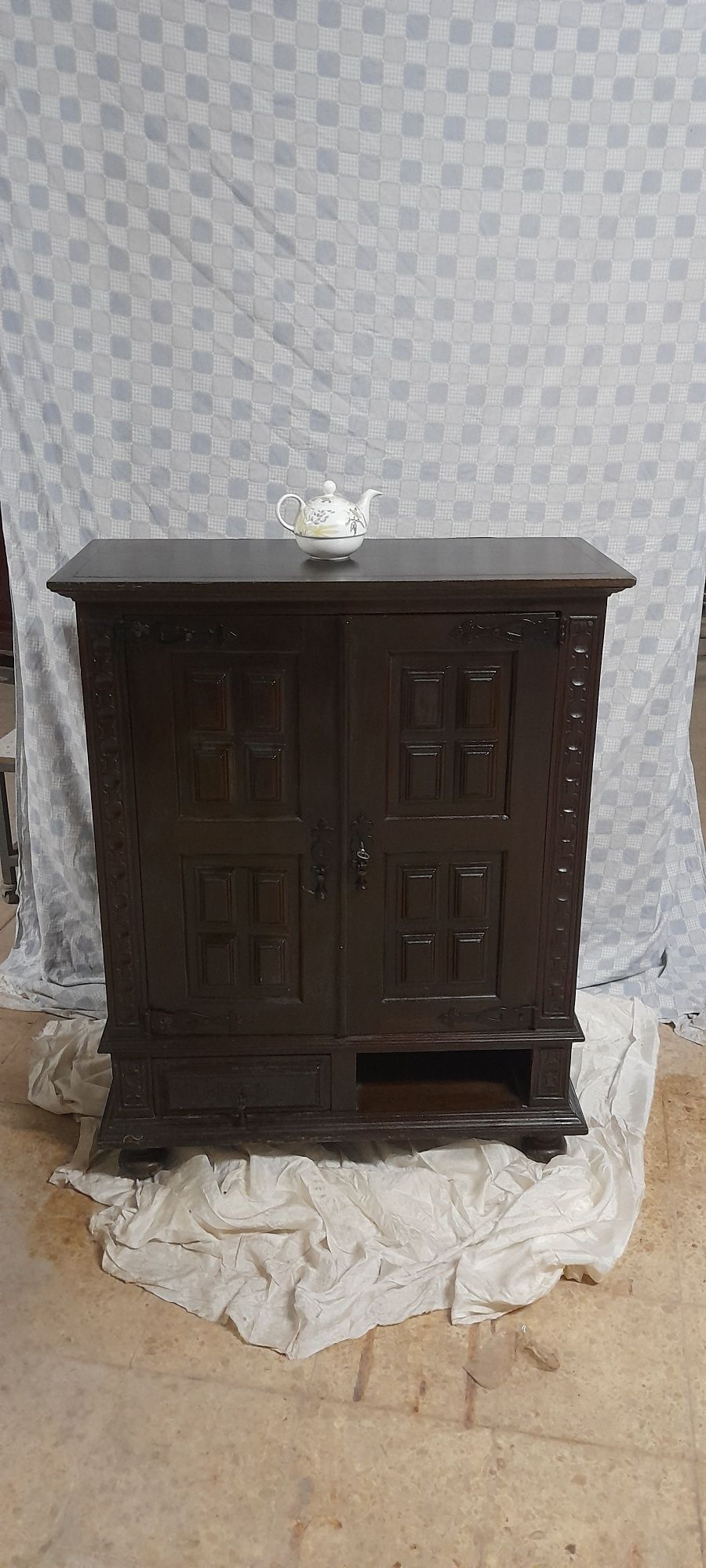 Movel madeira com portas