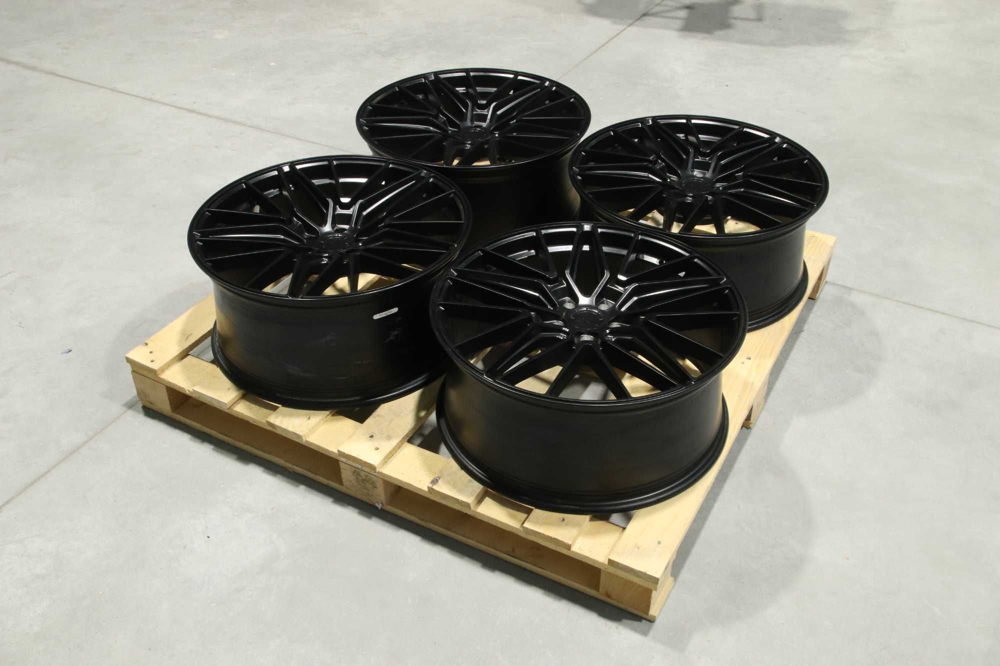 OUTLET! Felgi Japan Racing JR38 21x9 + 21x9,5 ET35 5x112 Matt Black