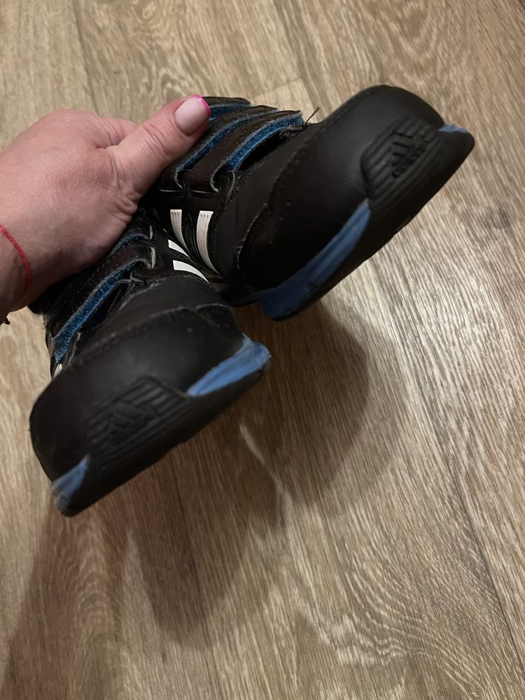 Кросівки Adidas для хлопчика