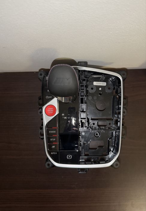 Оригінальна операційна панель BMW M8 (61317888395)