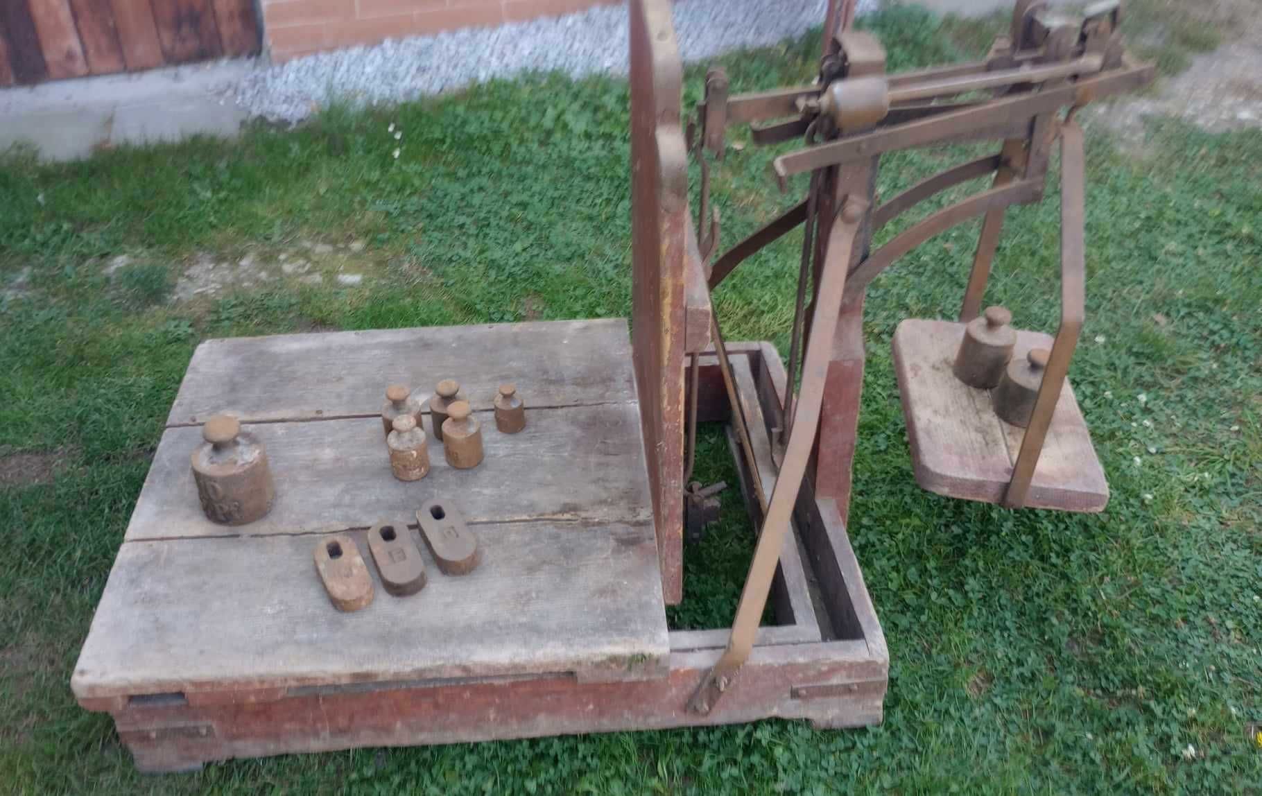 Niemiecka waga dziesiętna z 1909 roku z tabliczką znamionową