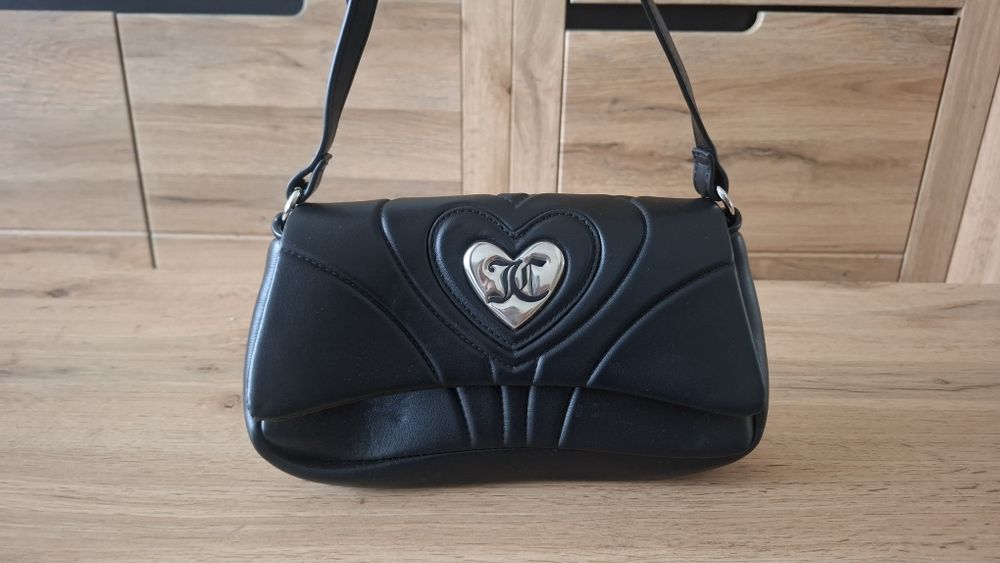 Juicy Couture
Torebka z ozdobnymi szwami model ‘EMILIY’ - czarny
Toreb