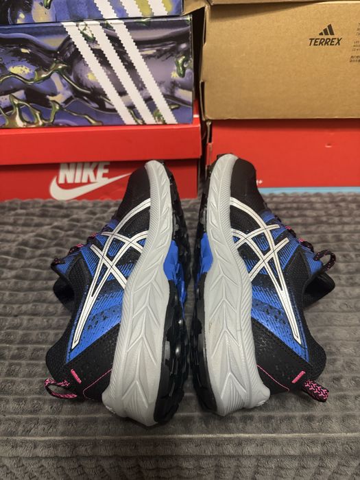 Жіночі кросівки ASICS GEL-VENTURE 9 40(25,5см) оригінал