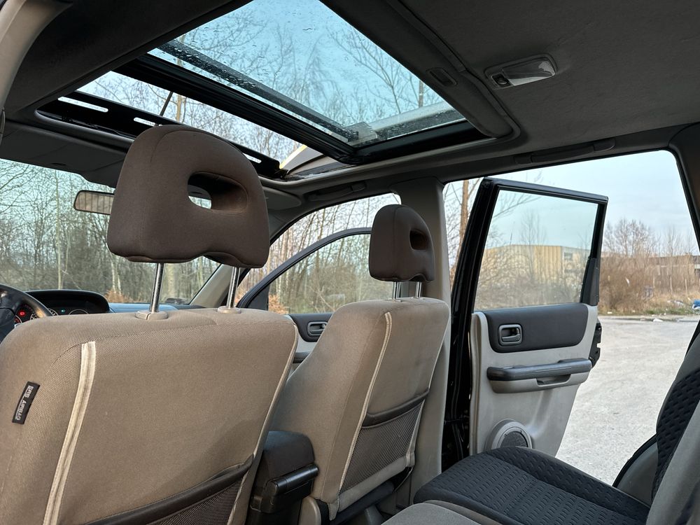 Nissan X - Trail 4:4 / 6 P