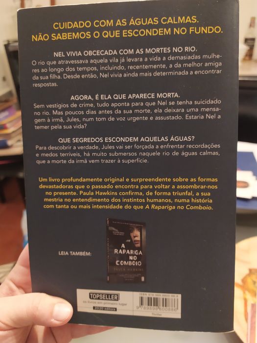Escrito na água de Paula Hawkins