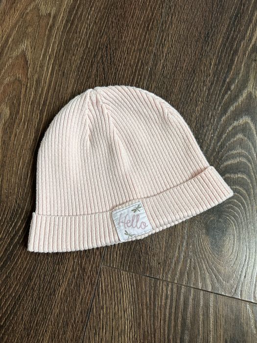 Zestaw dla dziewczynki chusta z falbanką, na napy czapka prążek 44-46