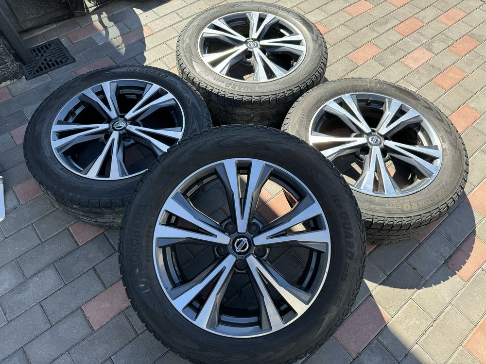 Nissan Rogue X- Trail T32 Qashqai j11 2019 Диски з резиною 225/60 R18