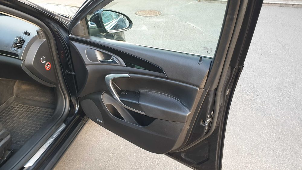 Продаю Opel Insignia