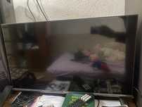 Vendo TV Smart HISENSE  32 polegadas