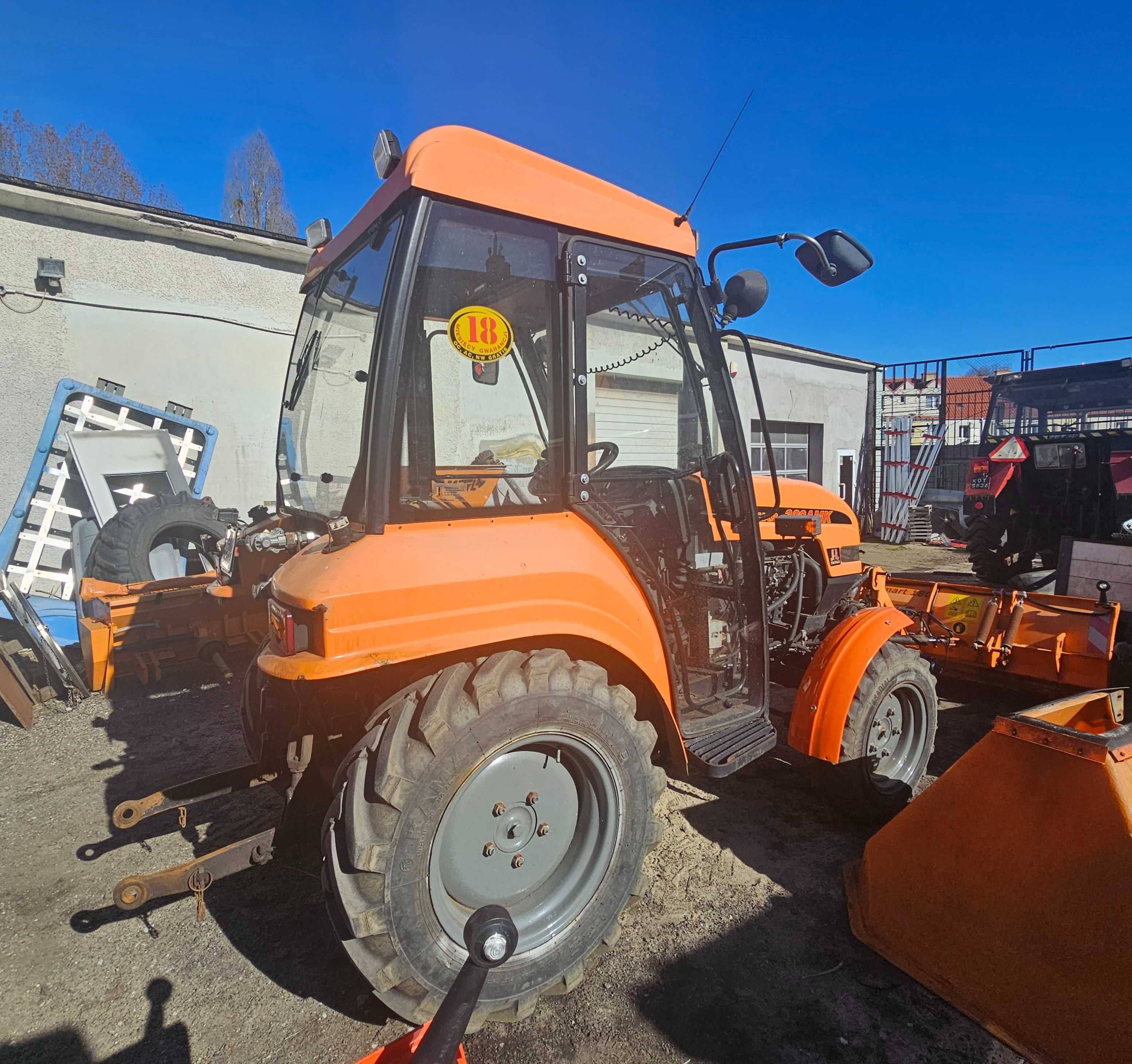 Pronar/MTZ 320 AMK z pługiem i piaskarką wystawiam fakturę VAT